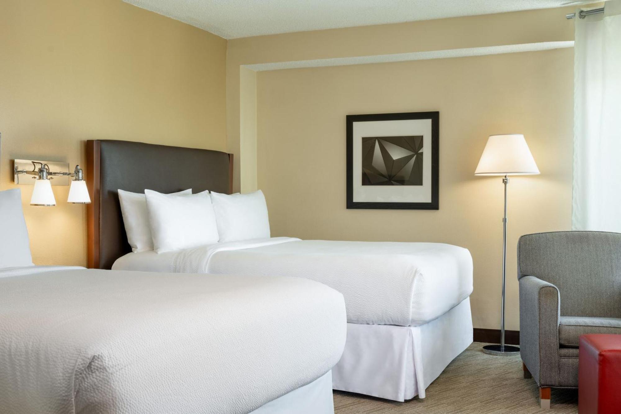 Four Points By Sheraton International Drive Hotel 3*