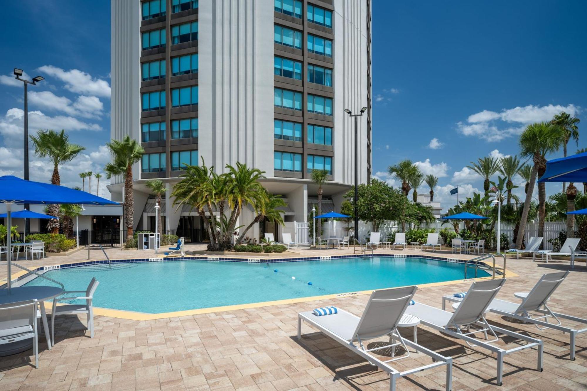 Four Points By Sheraton International Drive 3*