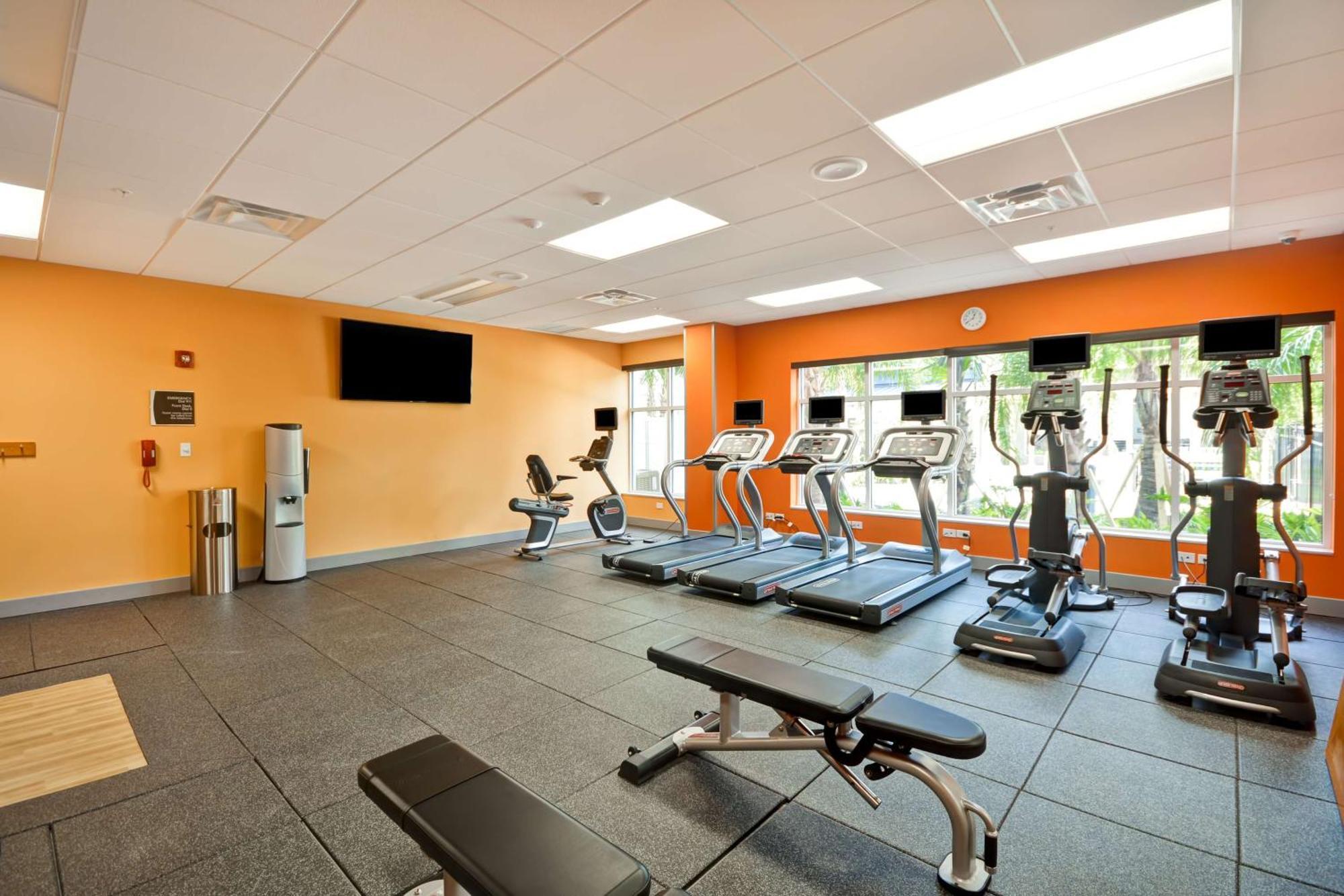 Hotel Homewood By Hilton Orlando Theme Parks Williamsburg
