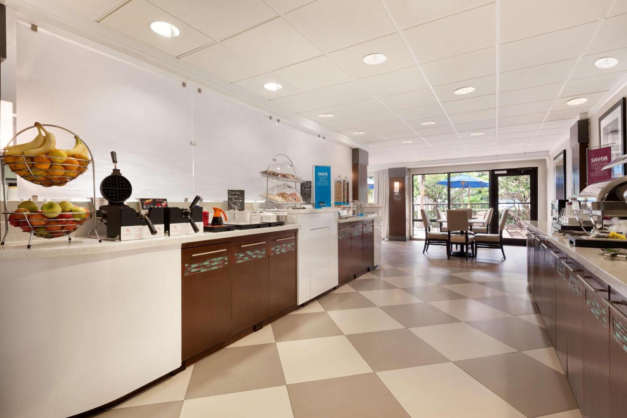 Hampton Miami-airport West Hotel