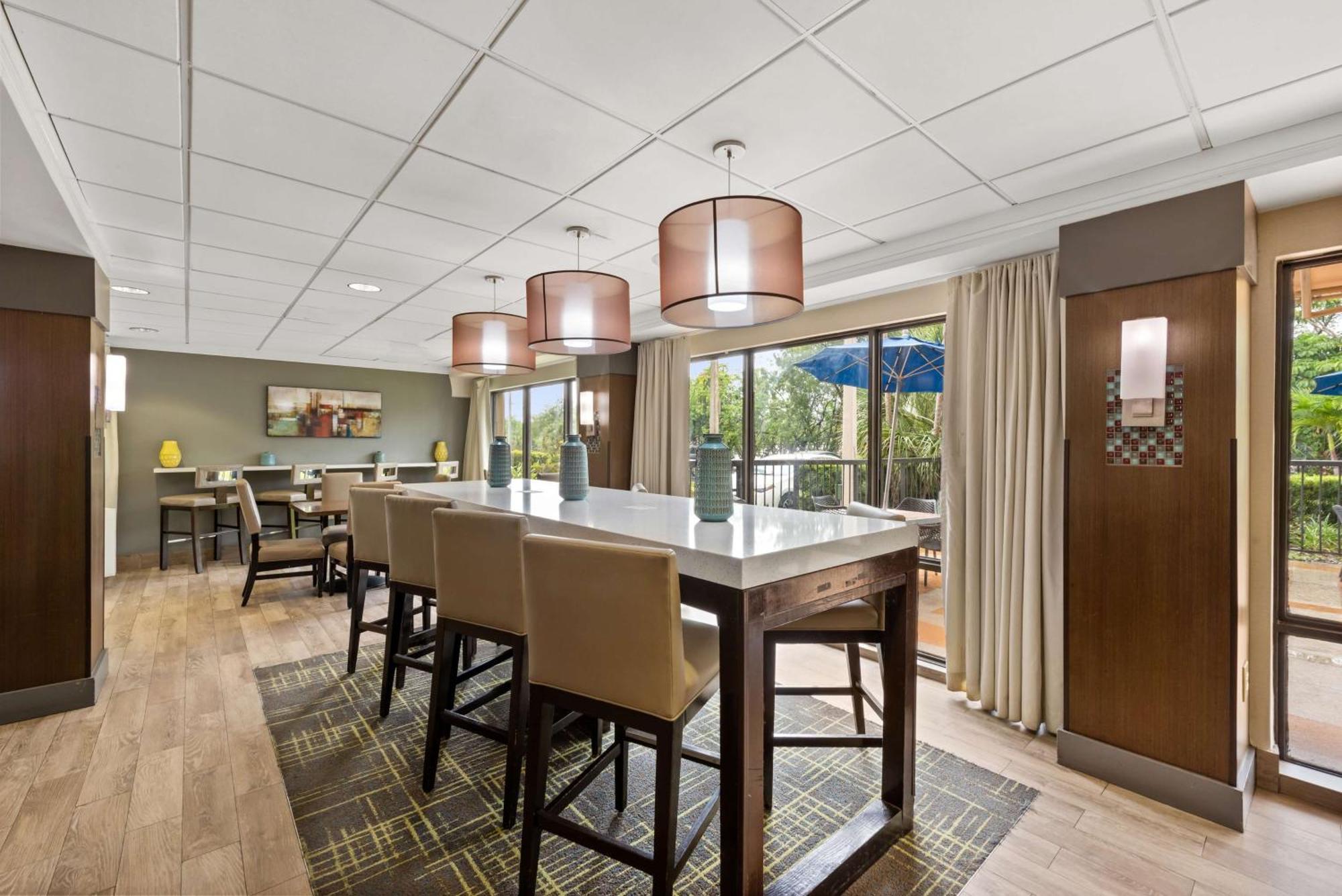 Hampton Miami-airport West 3* Doral