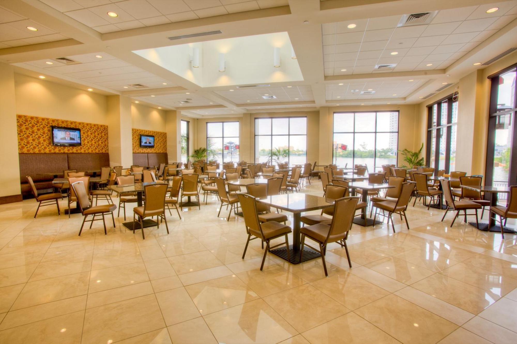 Resort Ramada Plaza By Wyndham & Intl Drive 3*