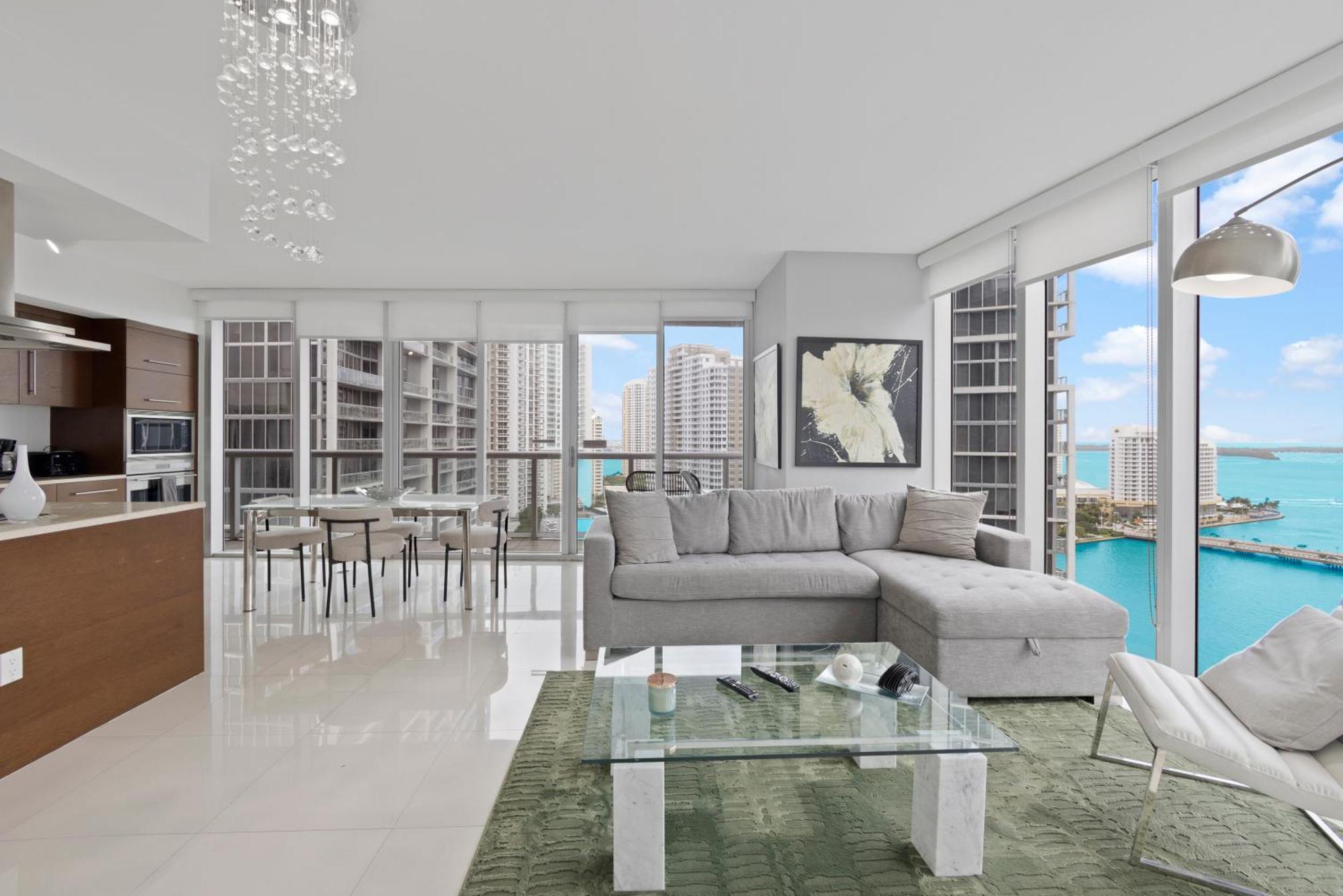 Holiday home 2b2b W Water View - Free Parking - Pool - Lux Miami
