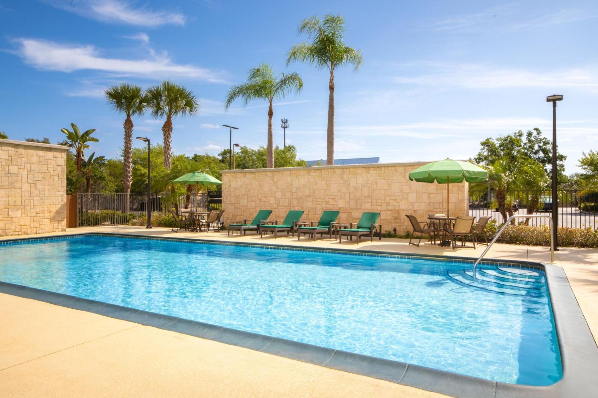 Fairfield & By Marriott Orlando Kissimmee/celebration Hotel 3*