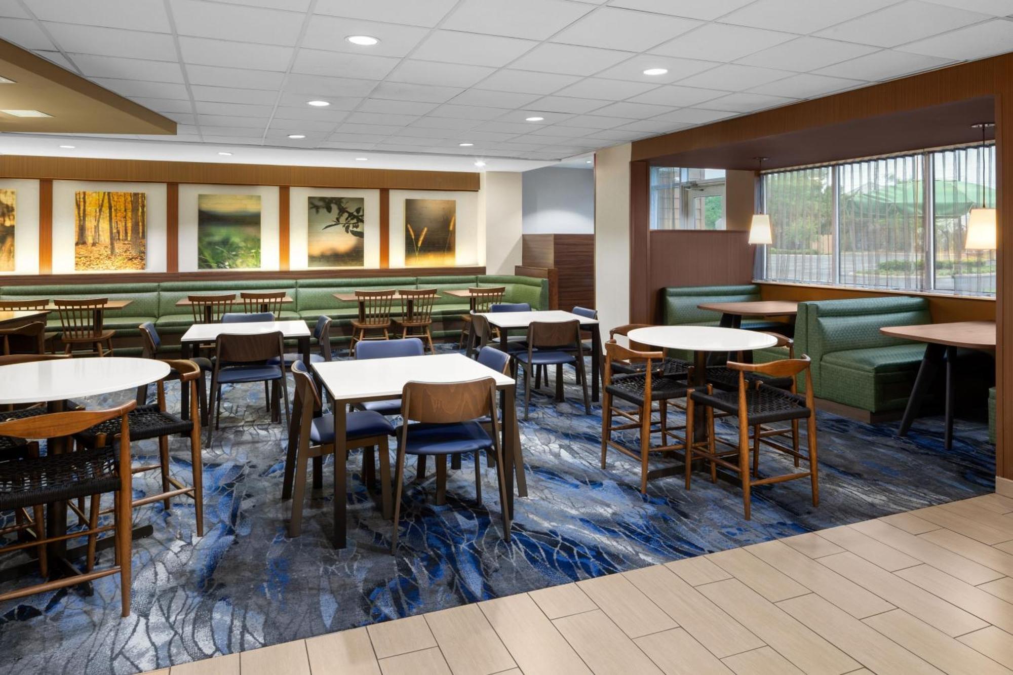 Fairfield & By Marriott Orlando Kissimmee/celebration