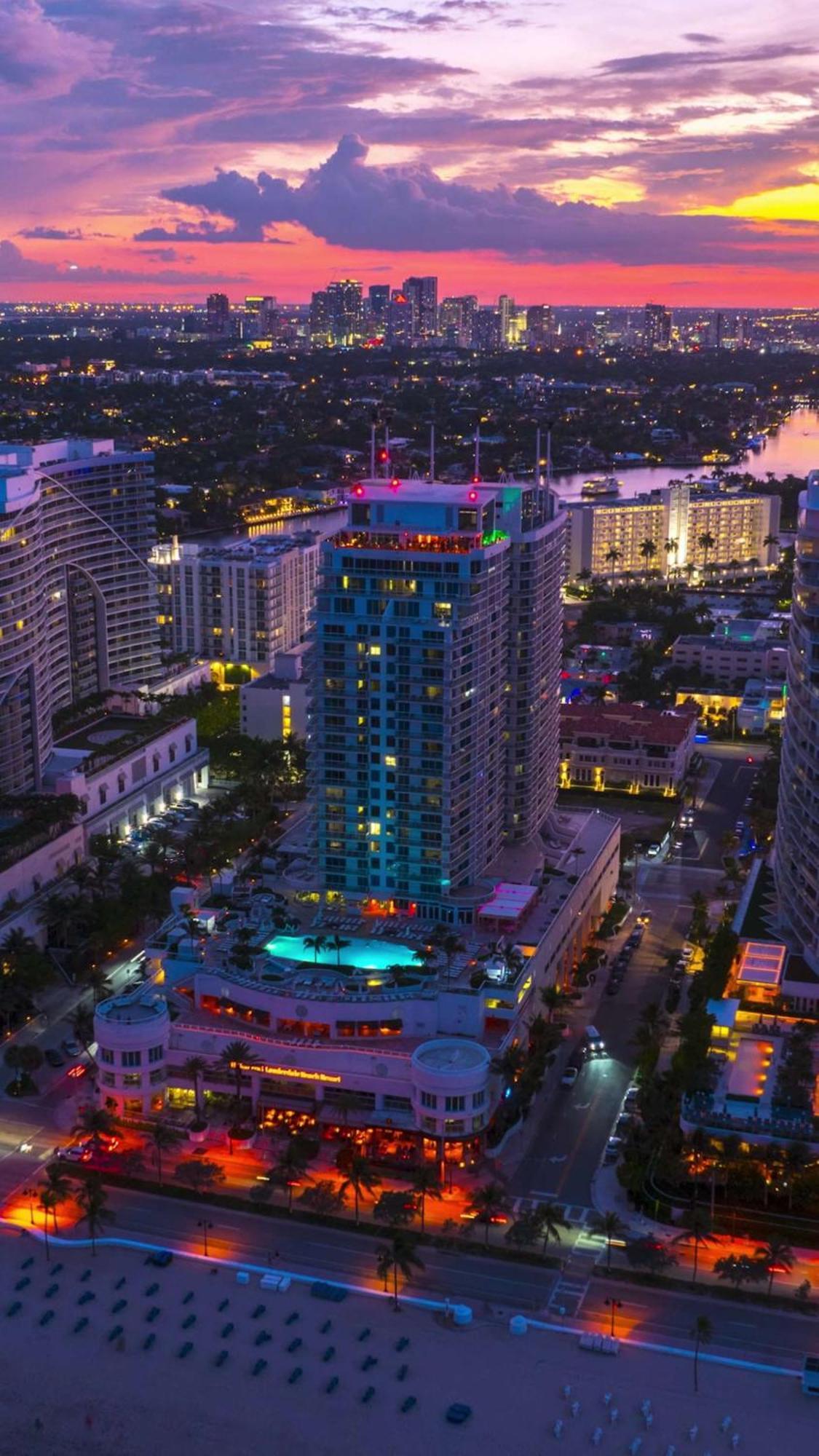 Hilton Lauderdale Resort