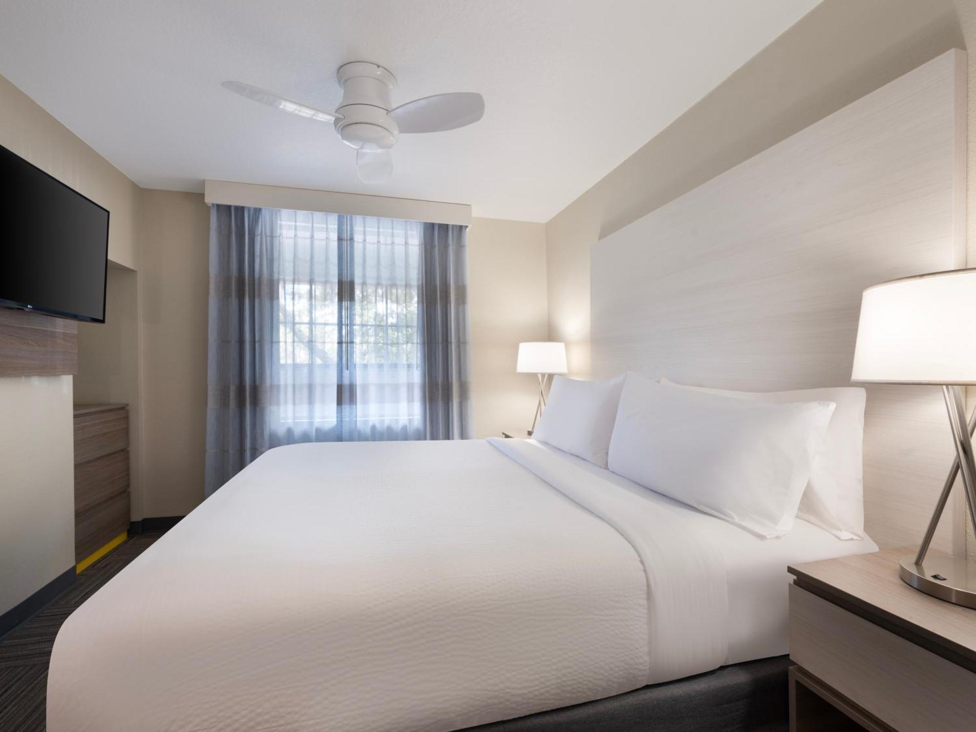 Orlando - Waterpark By Ihg Resort 4*