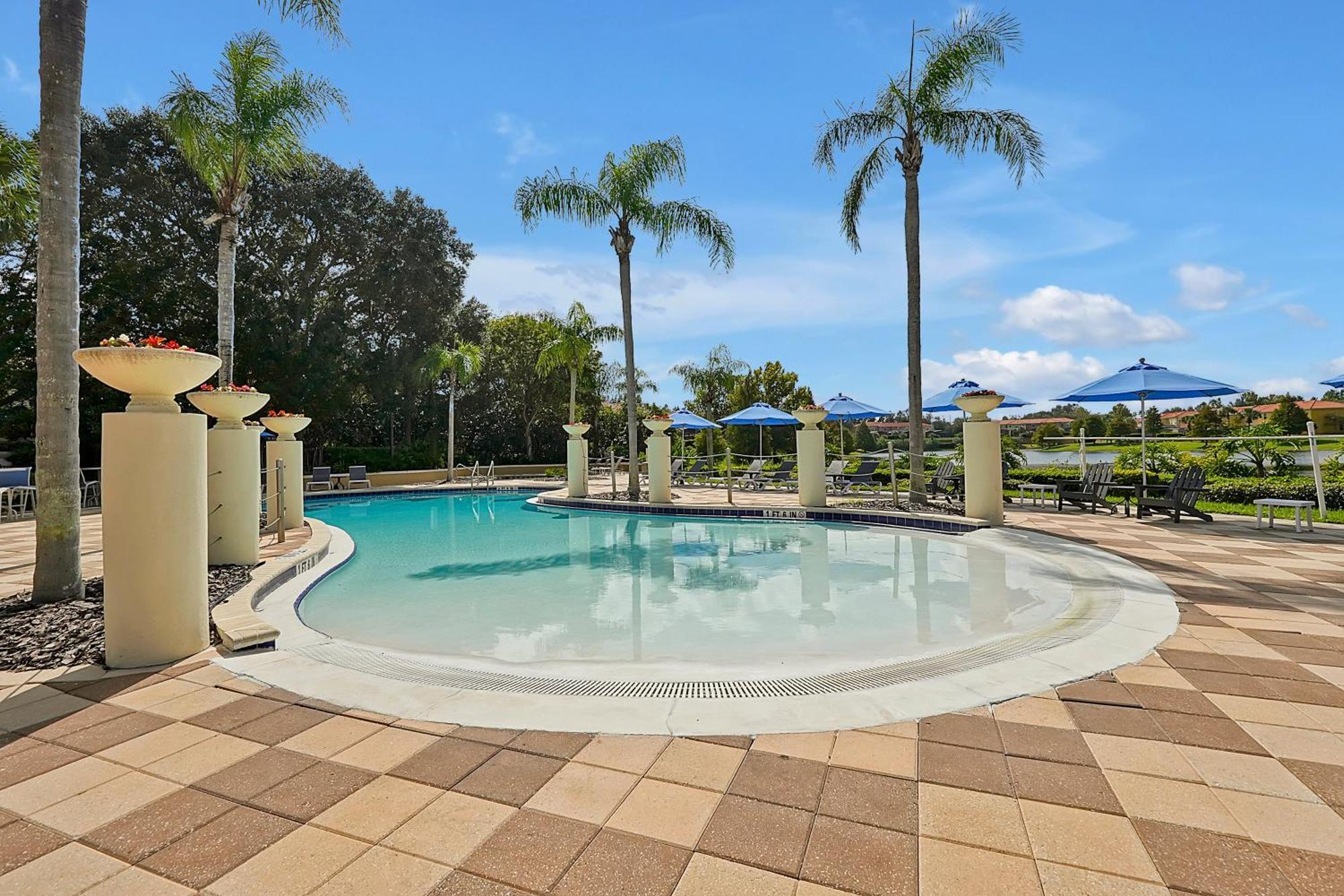 Encantada Resort: Pool, Gym, Clubhouse, Near * Kissimmee