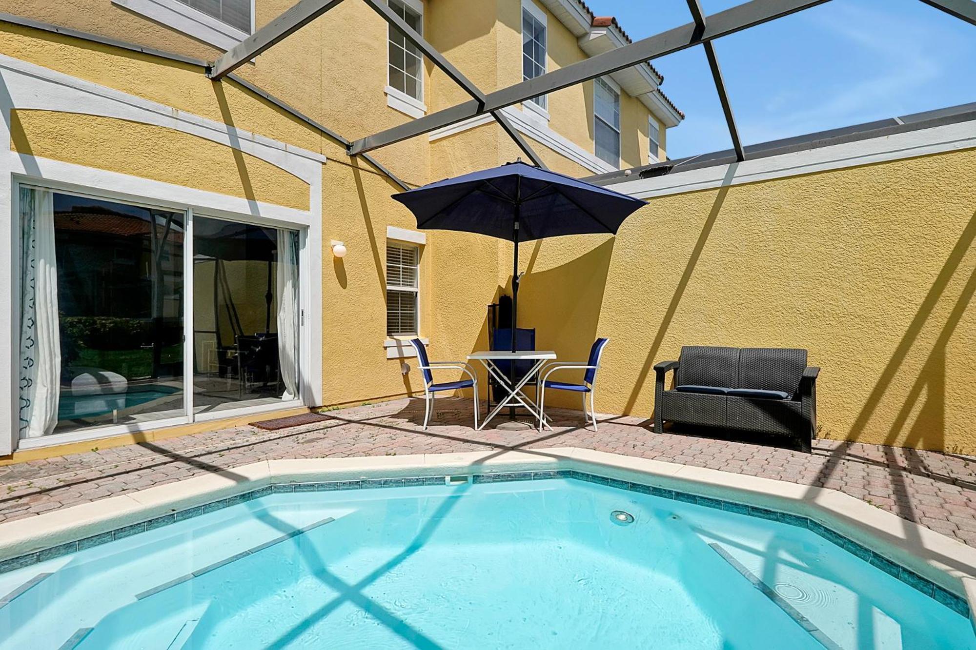 Encantada Resort: Pool, Gym, Clubhouse, Near *