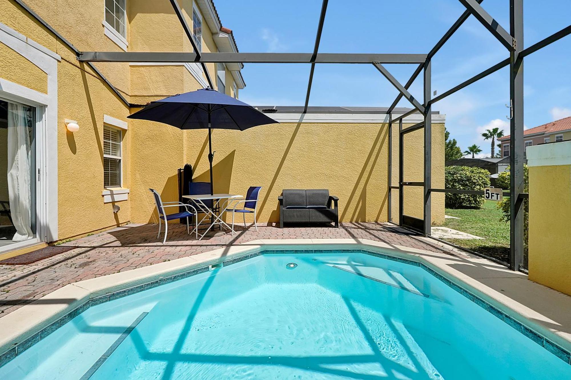 Encantada Resort: Pool, Gym, Clubhouse, Near Holiday home