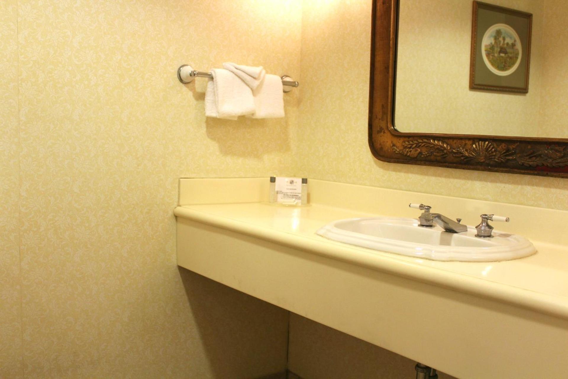 Monumental Orlando Hotel