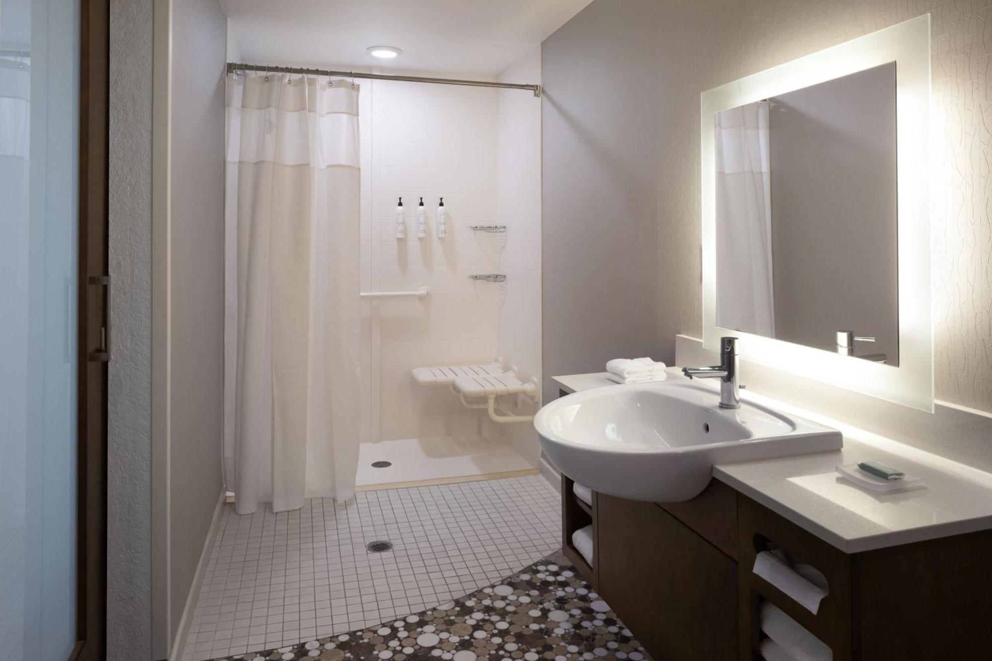 Hotel Springhill By Marriott Orlando At Flamingo Crossings Town Center-western Entrance Four Corners