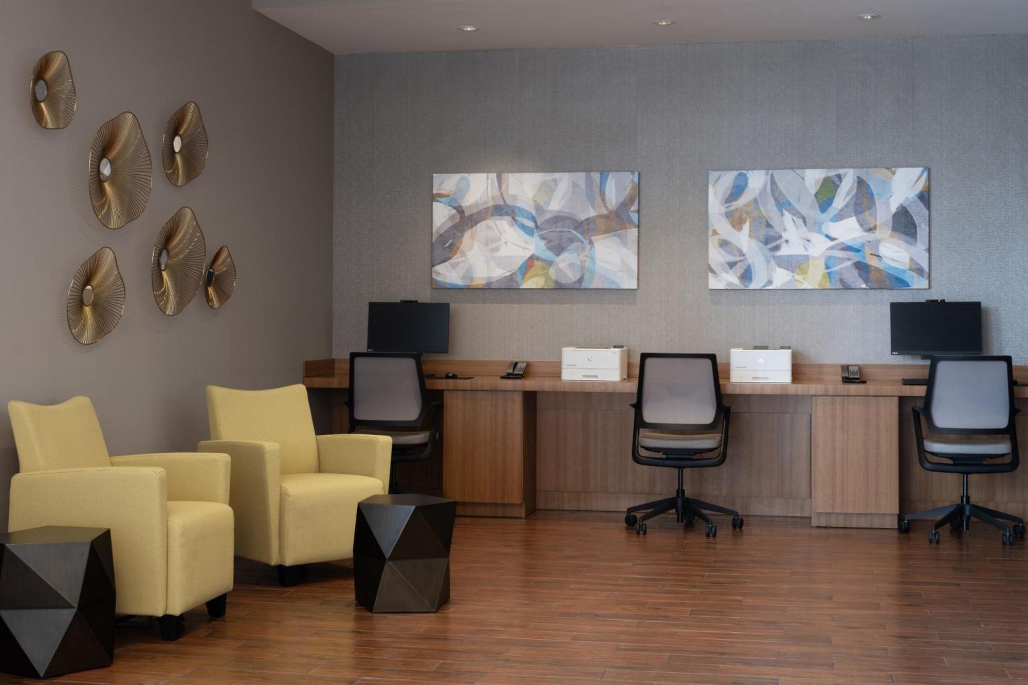 Springhill By Marriott Orlando At Flamingo Crossings Town Center-western Entrance Hotel Four Corners