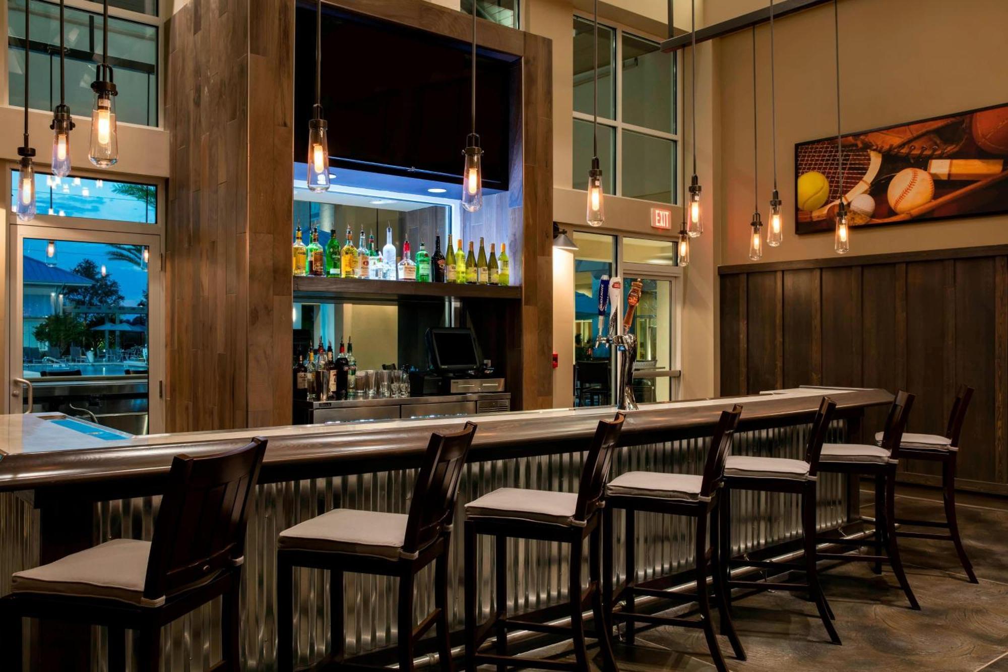 Springhill By Marriott Orlando At Flamingo Crossings Town Center-western Entrance Hotel
