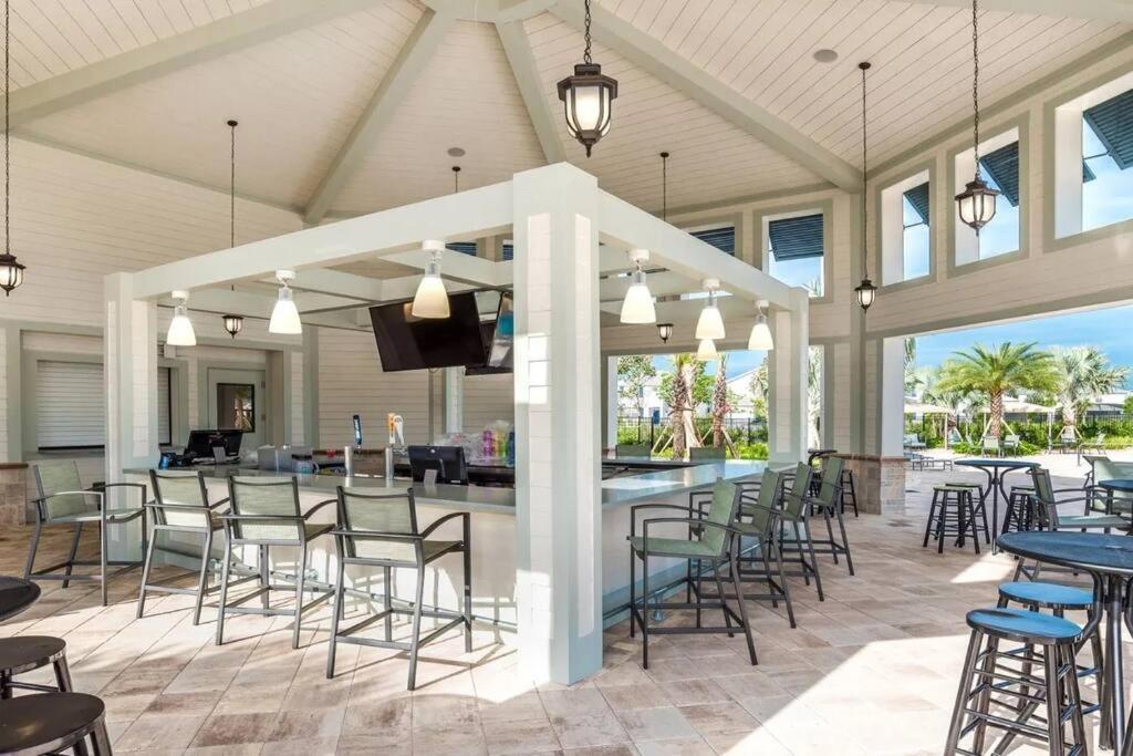 Dream Vacation With View, Pool, More, And Walking Distance To