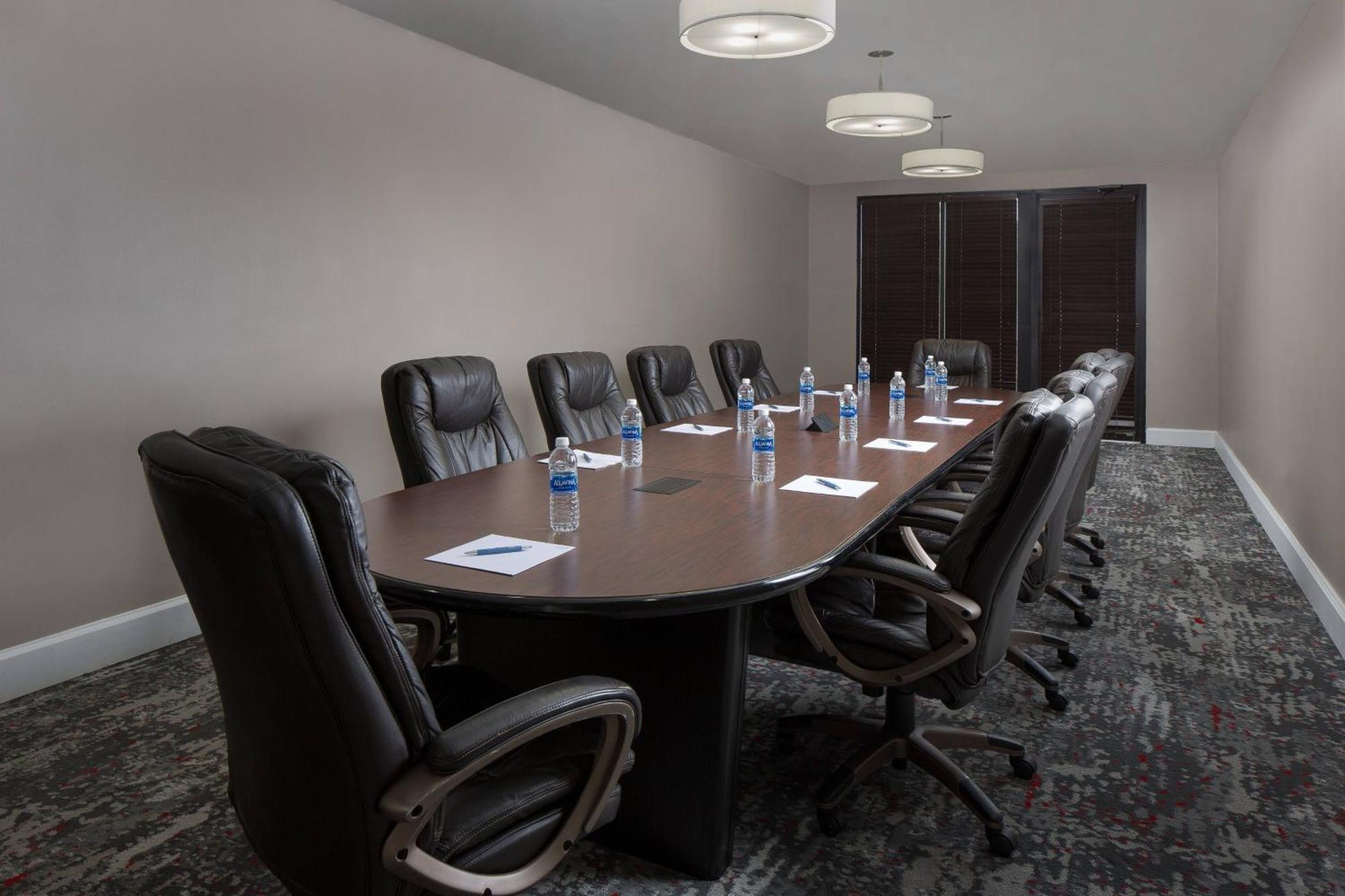 Four Points By Sheraton International Drive Hotel 3*
