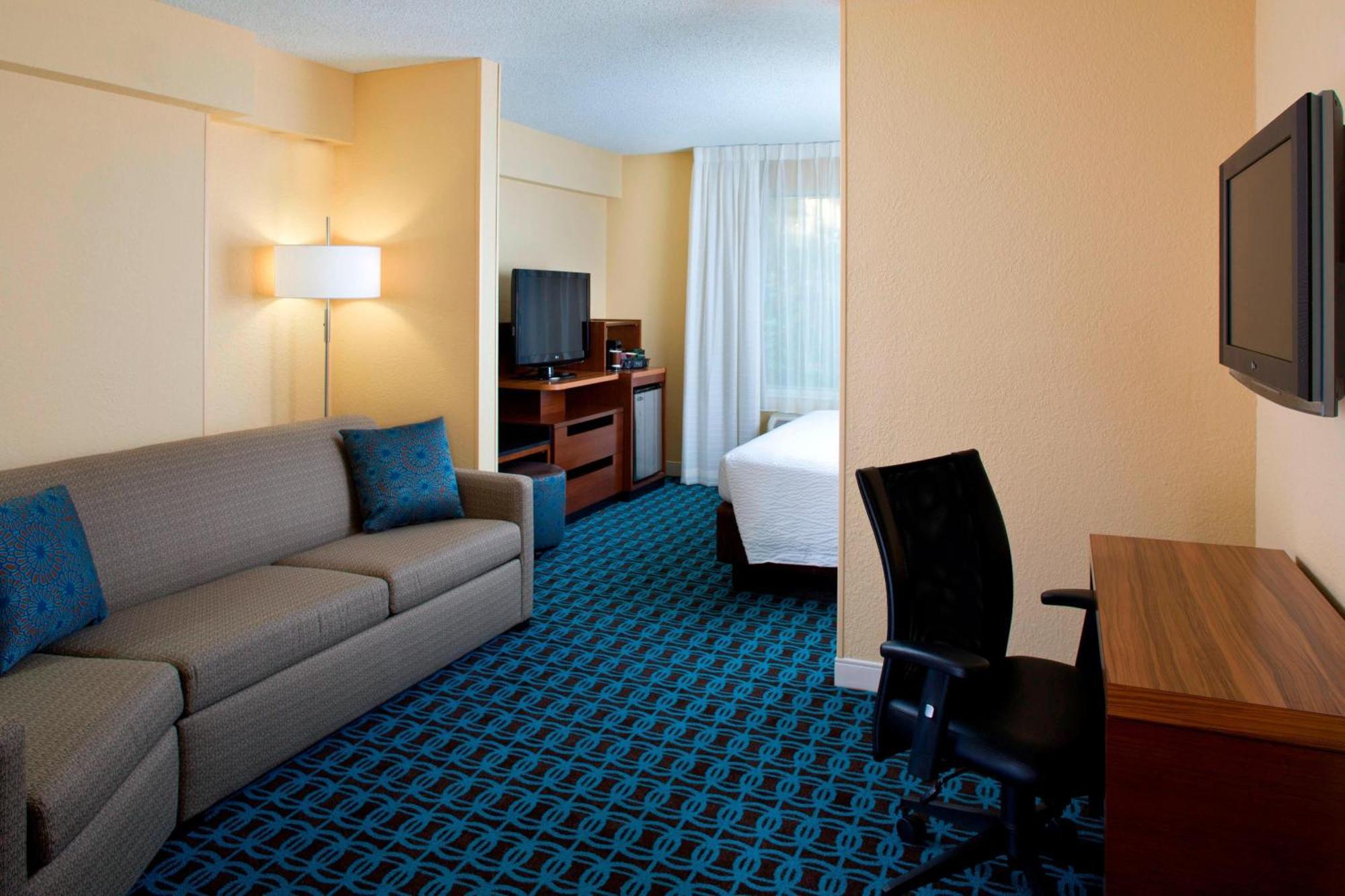 Fairfield & By Marriott Orlando Buena Vista In The Marriott Village