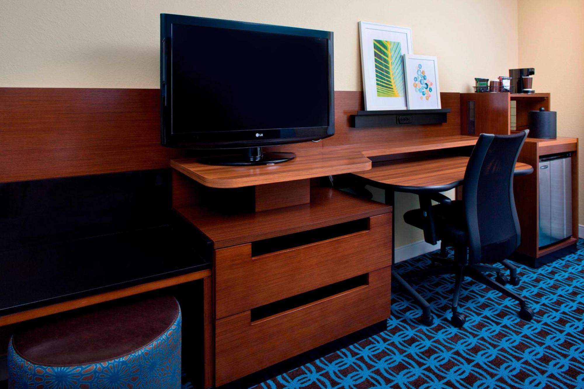 Fairfield & By Marriott Orlando Buena Vista In The Marriott Village Hotel