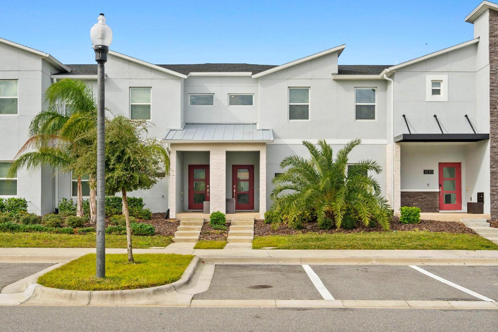 Lovely 4 Bedroom With Private Pool