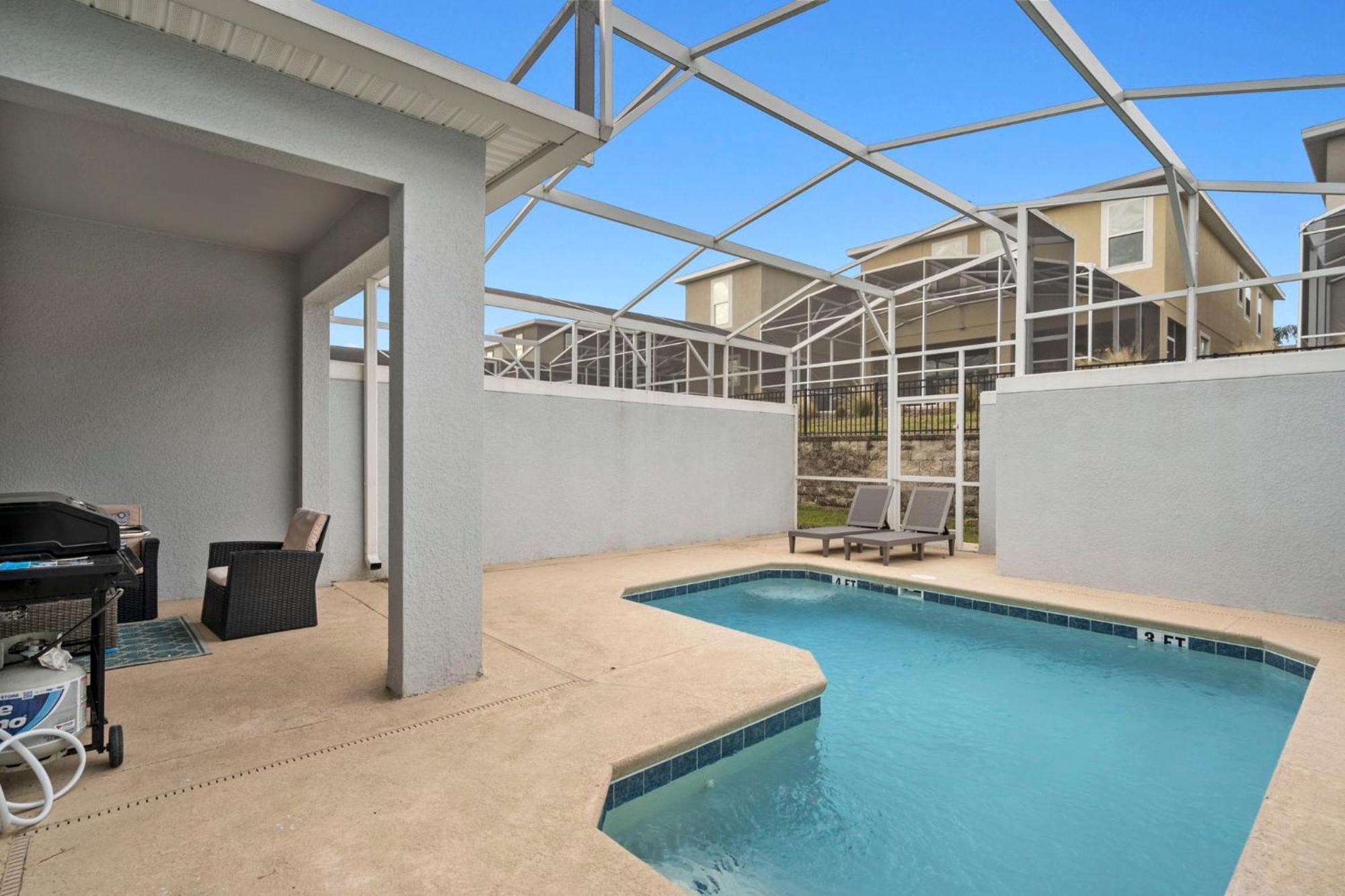 Lovely 4 Bedroom With Private Pool Kissimmee