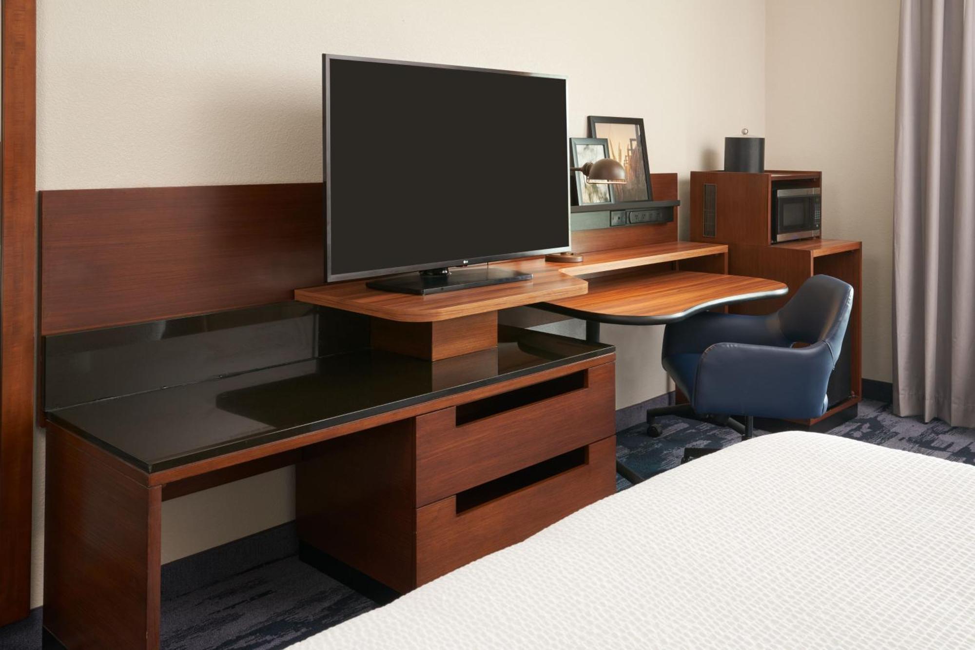 Hotel Fairfield & By Marriott Orlando International Drive/convention Center 3*