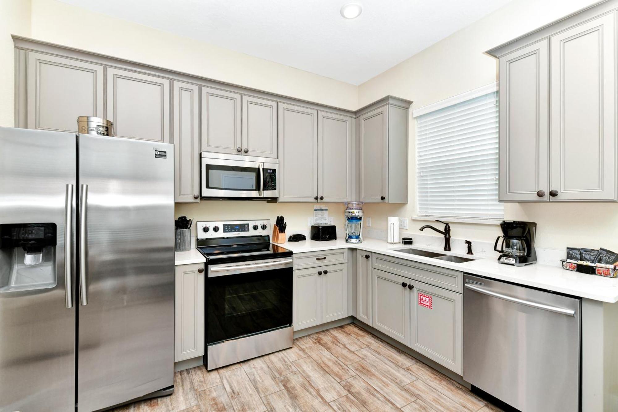 Margaritaville Orlando With H2o Waterpark By Rentyl Holiday home