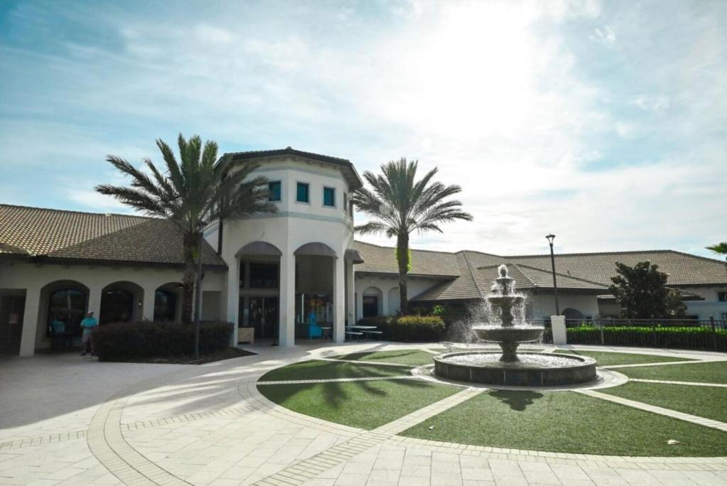 Oasis Free Pet Fee Apartment