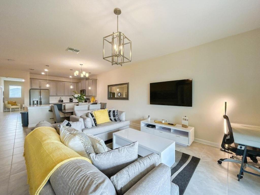 Apartment Oasis Free Pet Fee