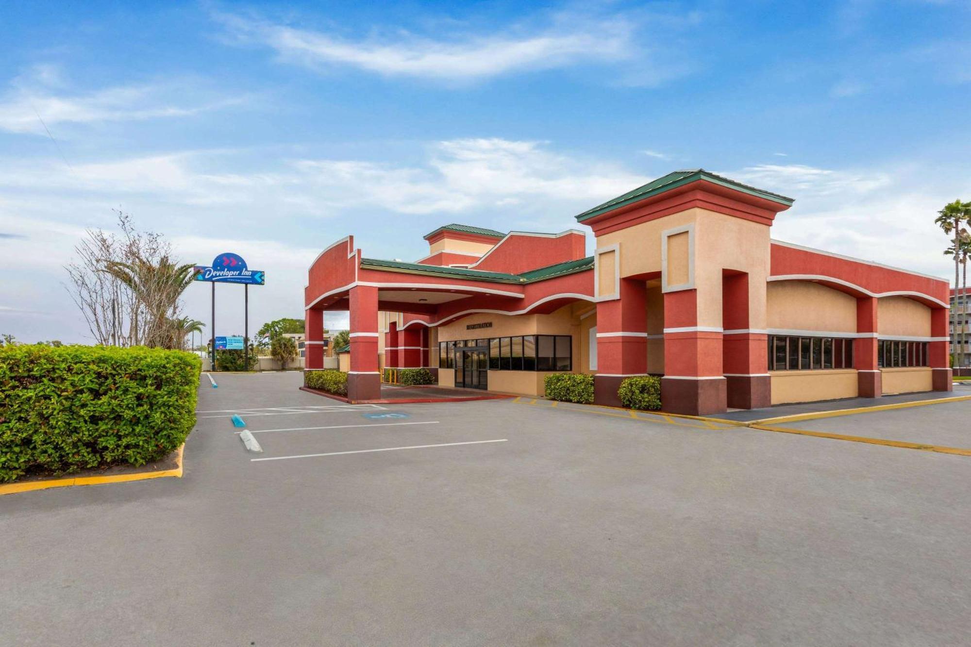 Hotel Developer Downtown Orlando, A Baymont By Wyndham 2*