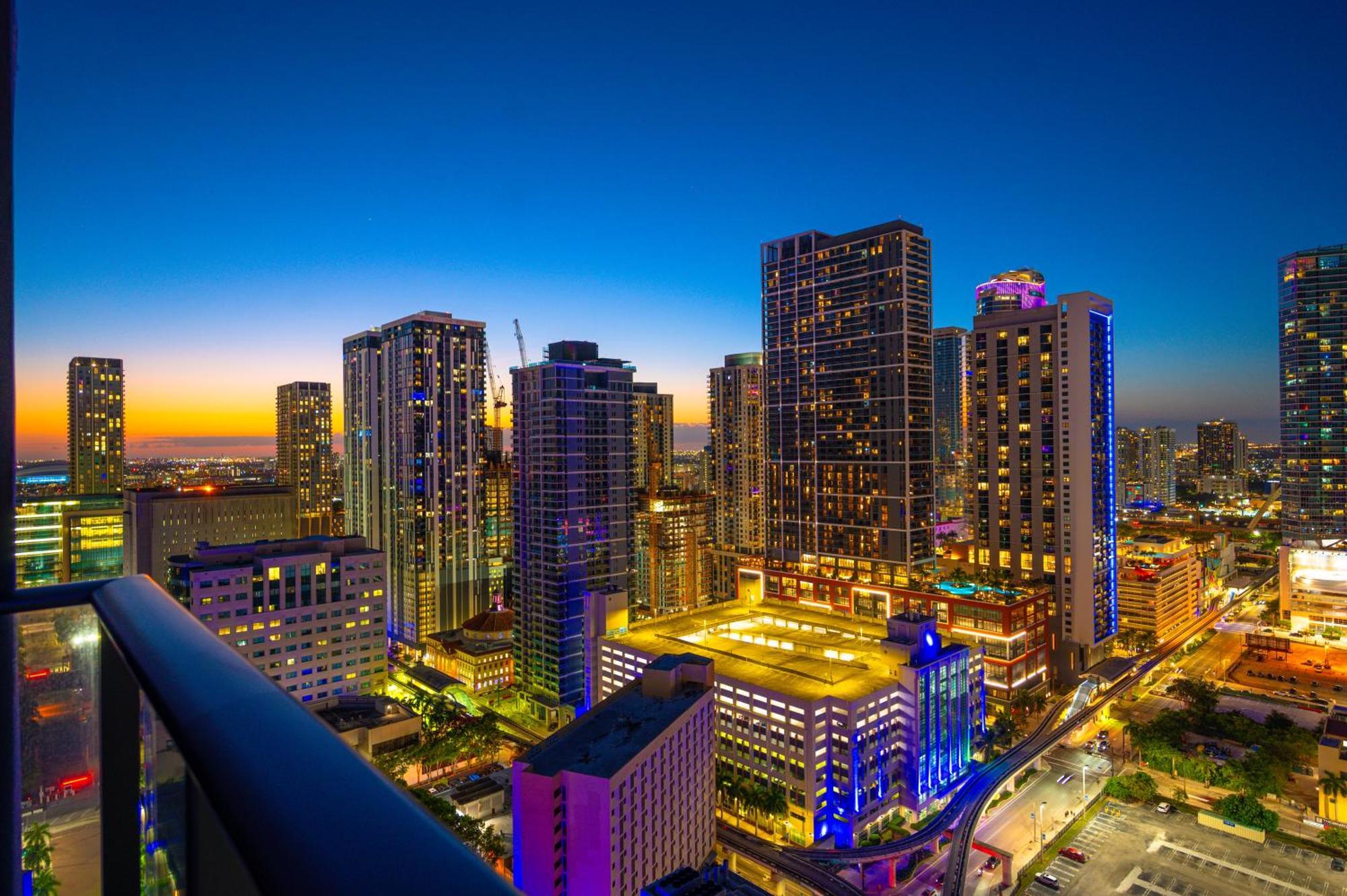 Apartment Luxury Loft - Free Parking - Ocean View - Brickell Downtown *