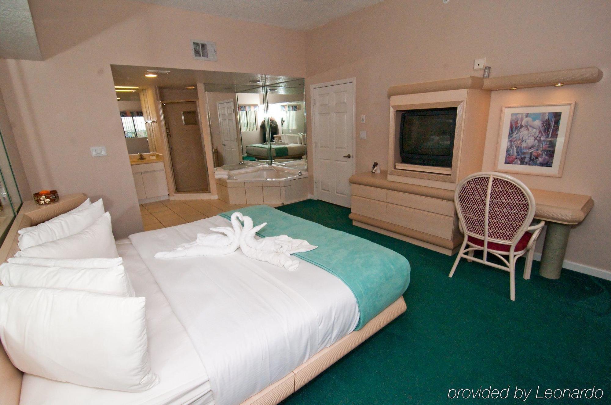 Westgate Towers 3*
