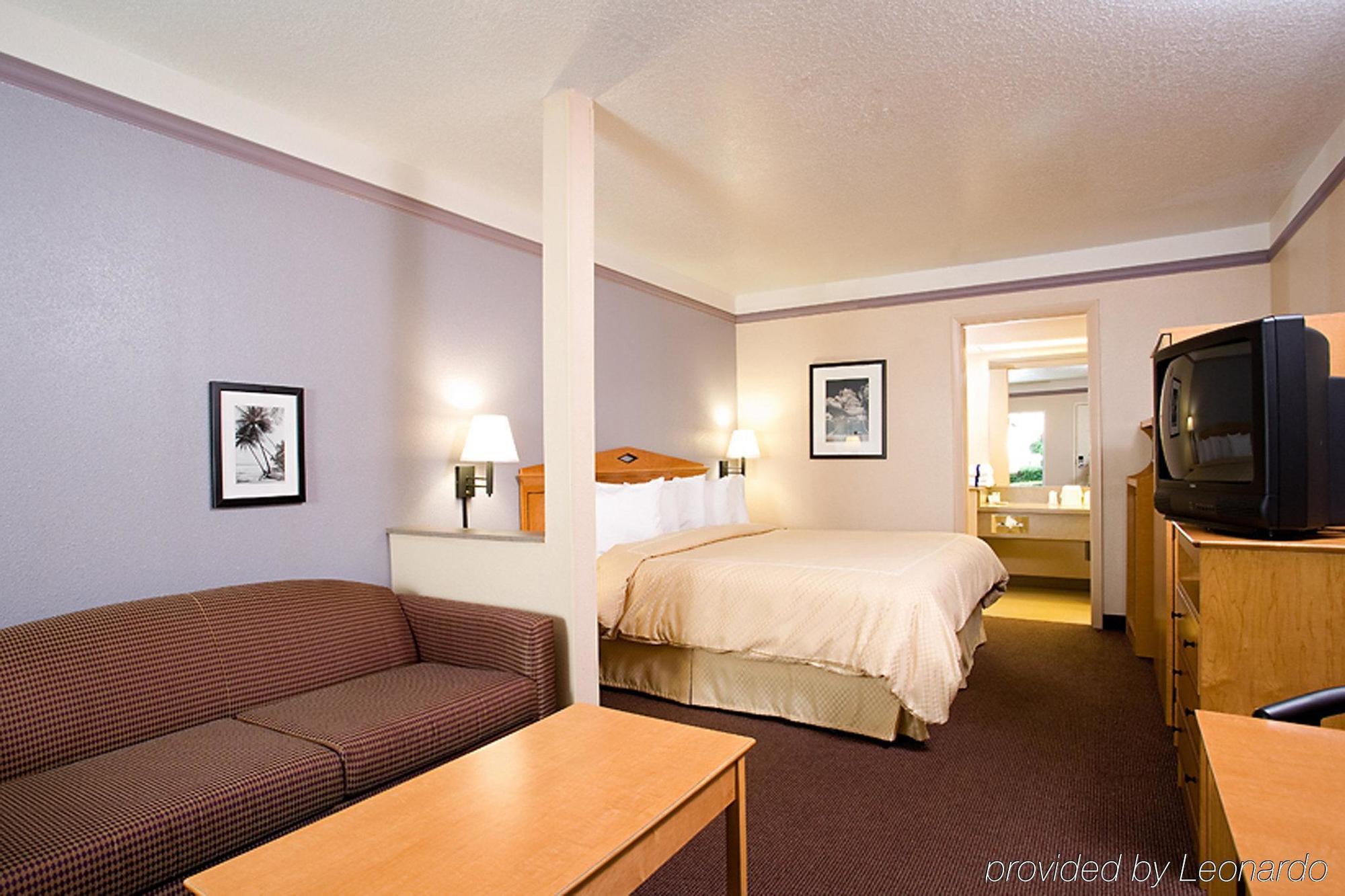 Hotel Maingate Garden 3*
