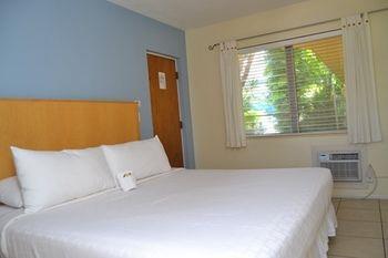 Hotel Elysium - Clothing Optional Gay Men's (adults Only)