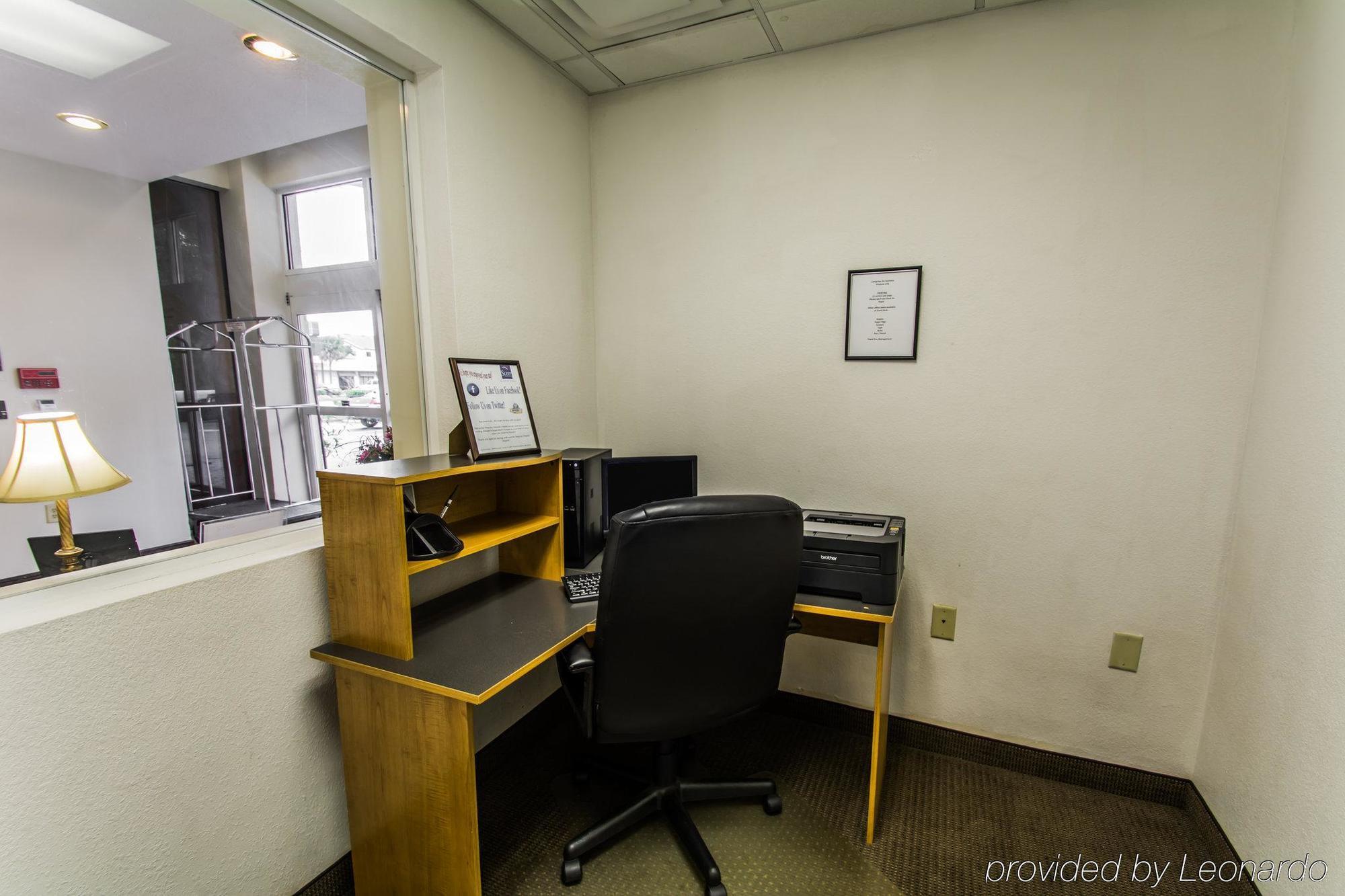 Sleep & International Airport Hotel Orlando