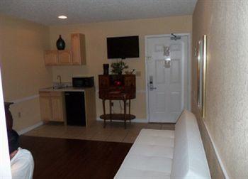 Hotel Claremont Kissimmee