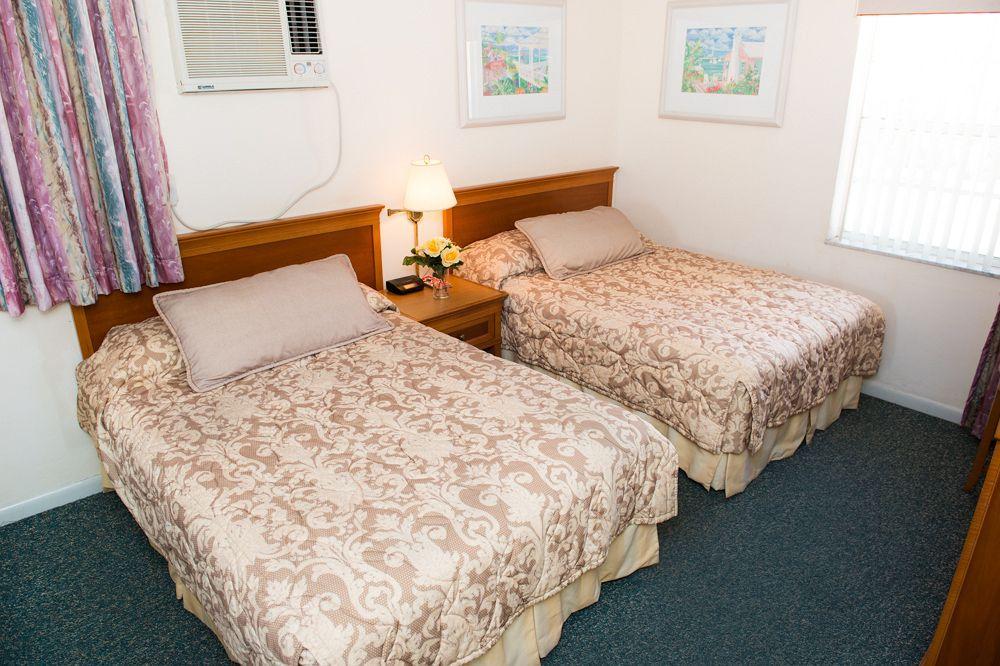Hotel Shore Haven
