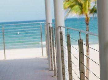 Tides Hotel 3*