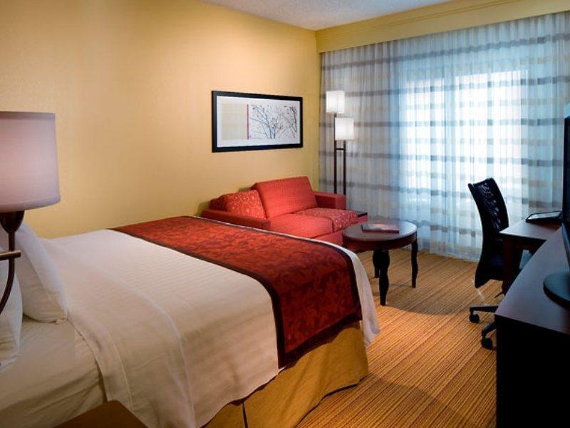 Hotel Courtyard Orlando International Drive/convention Center 3*