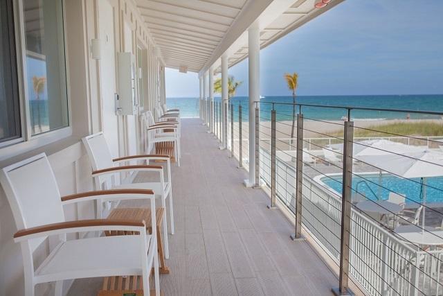 Tides Hotel 3*