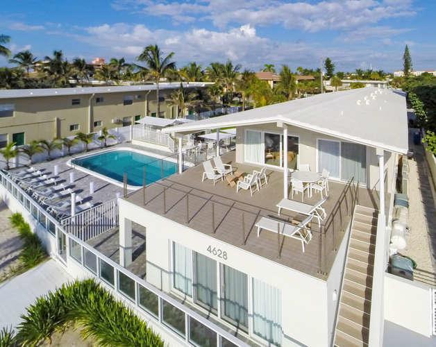 Tides Hotel