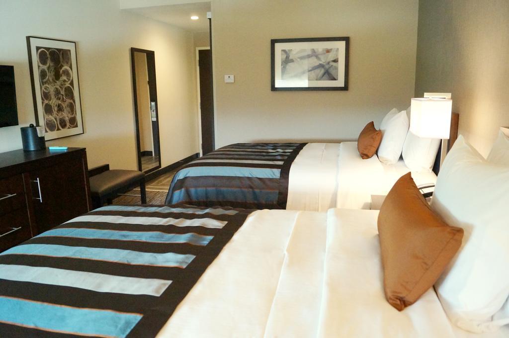 Wingate By Wyndham Miami Airport Hotel 3*