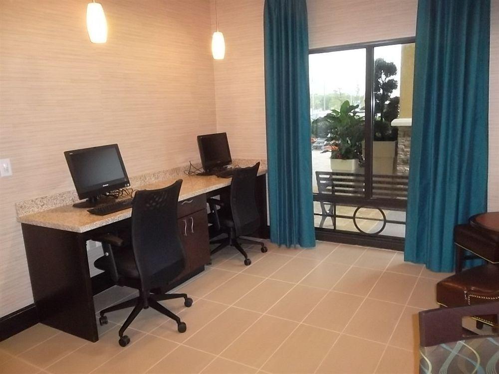 Express & Orlando East-ucf Area By Ihg 2*