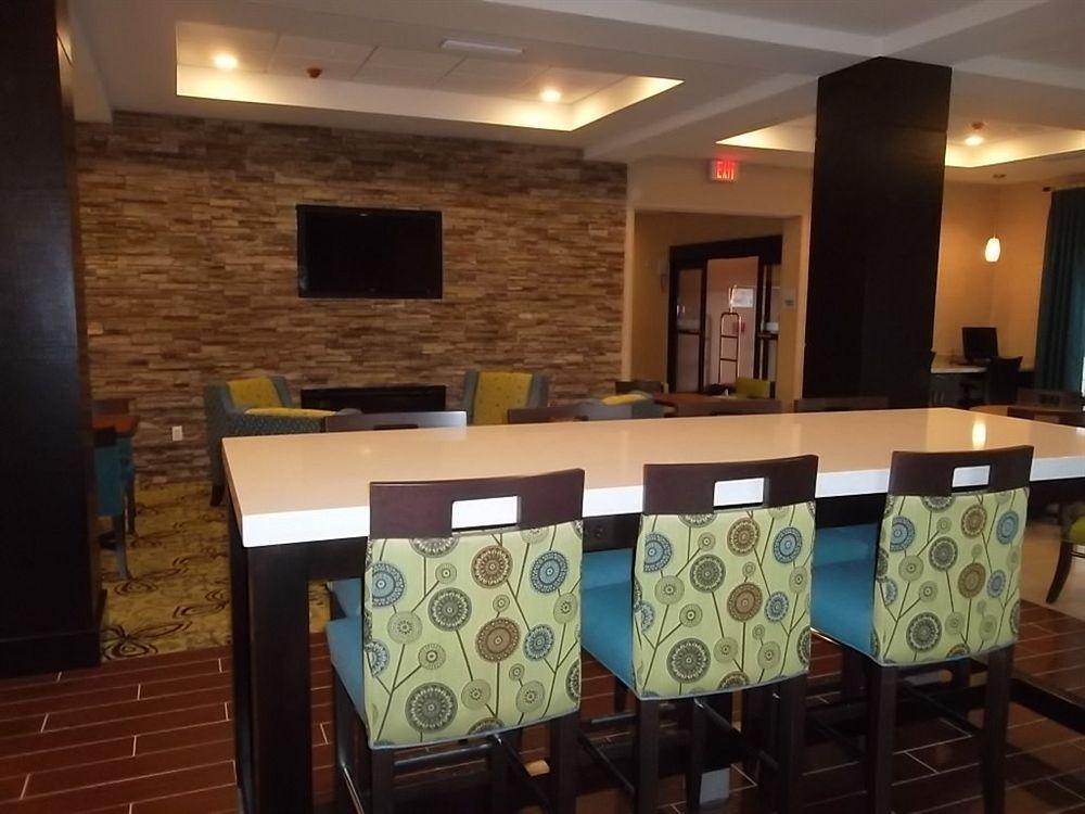 Hotel Express & Orlando East-ucf Area By Ihg 2*
