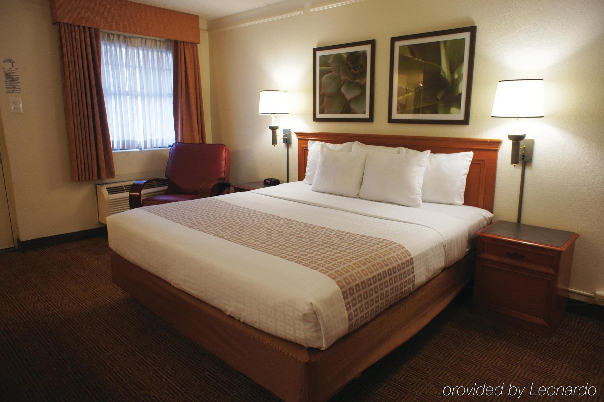 Hotel La Quinta By Wyndham Miami Airport North