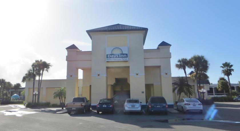 Hotel Days By Wyndham Orlando Airport Florida Mall
