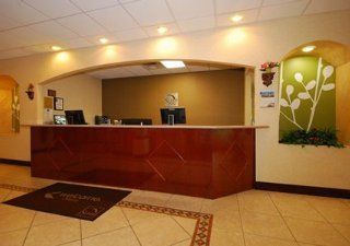 Sleep & International Airport Hotel 2*