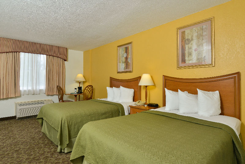 Hotel Quality & Near The Theme Parks Orlando