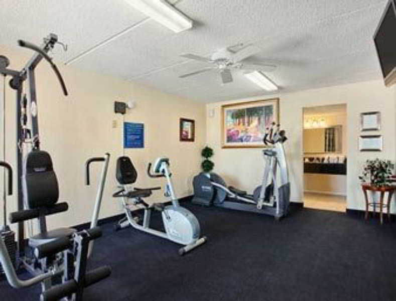 Days By Wyndham Orlando Airport Florida Mall Hotel Williamsburg