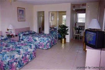 Hotel Shore Haven