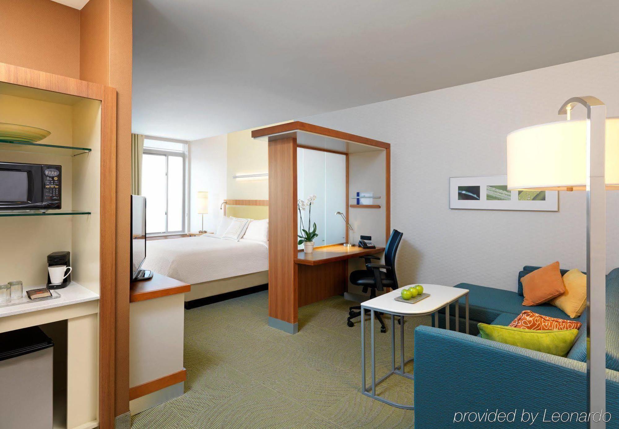 Springhill By Marriott Orlando At Flamingo Crossings Town Center-western Entrance